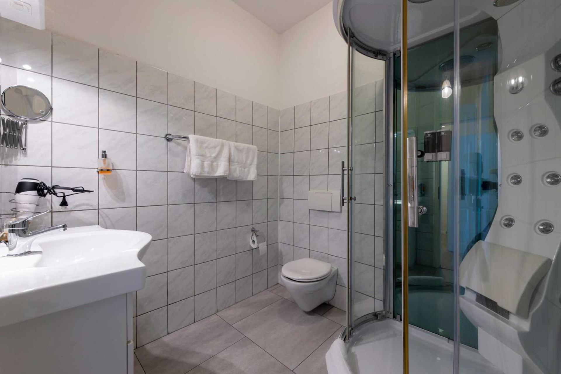 Akzent Hotel Alte Direktionsvilla Kupfermuehle Harrislee Buitenkant foto