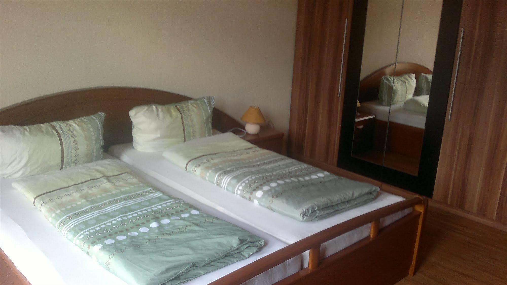 Akzent Hotel Alte Direktionsvilla Kupfermuehle Harrislee Buitenkant foto