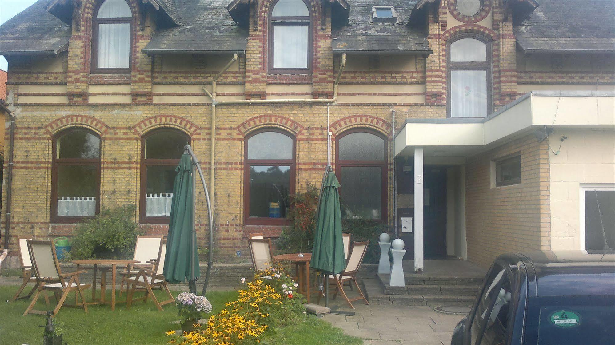 Akzent Hotel Alte Direktionsvilla Kupfermuehle Harrislee Buitenkant foto